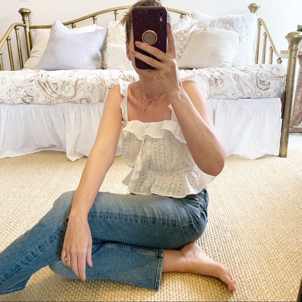 Lola White Cropped Eyelet  Sleeveless Tank Top - Picture 6 of 8